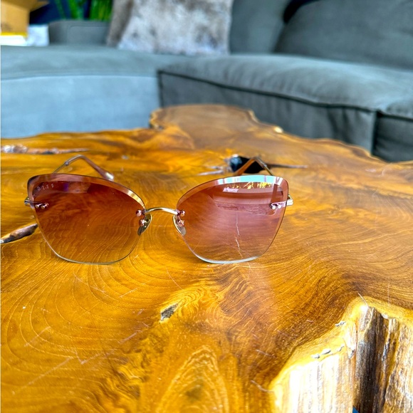 Diff sunglasses frameless with mauve tint - Picture 7 of 9